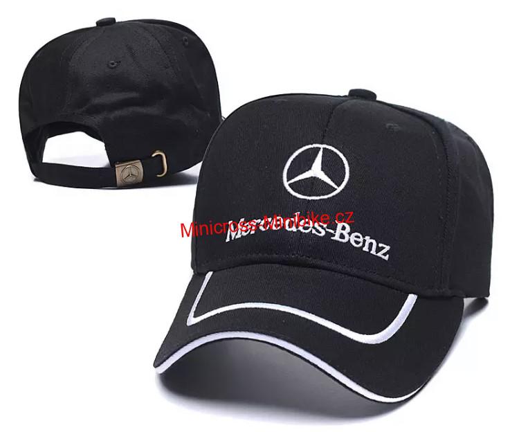 Čepice s kšiltem Mercedes černá