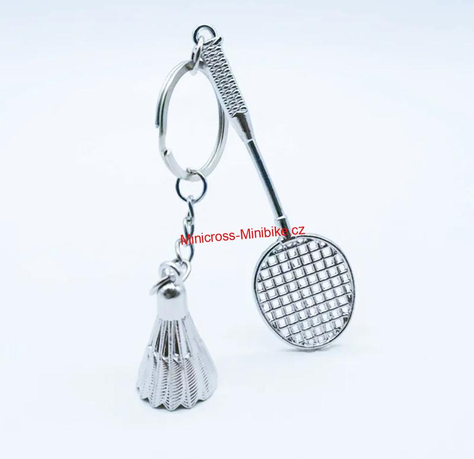 Chromovaná klíčenka badmintonový míček a raketa
