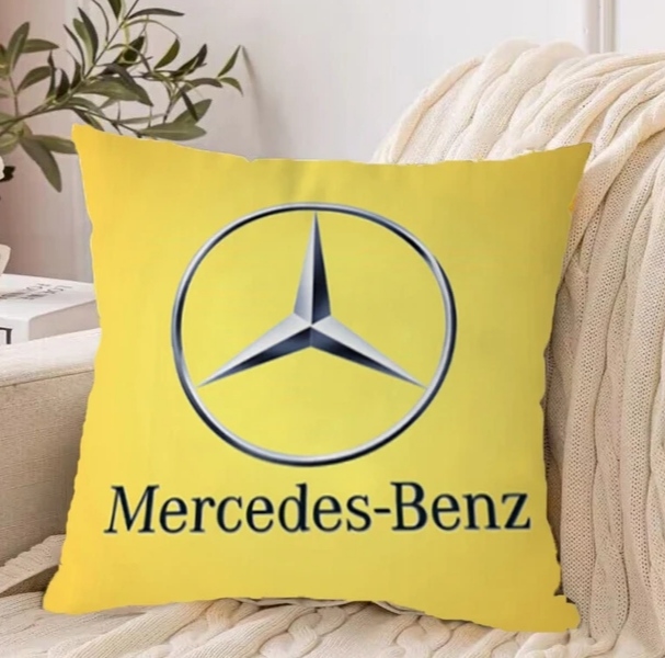 Polštářek Mercedes Benz 30x30cm žlutý